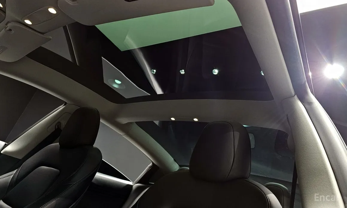 Фото 16 - Tesla Model 3