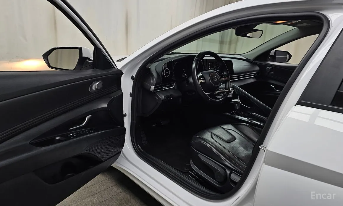 Фото 10 - Hyundai Avante