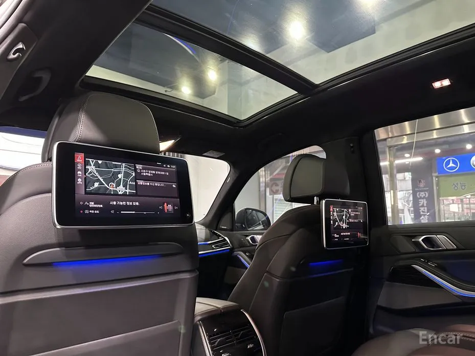 Фото 14 - BMW X7