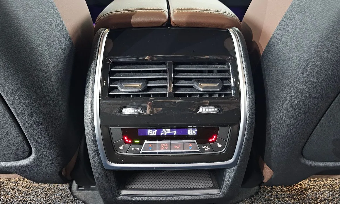 Фото 18 - BMW X5