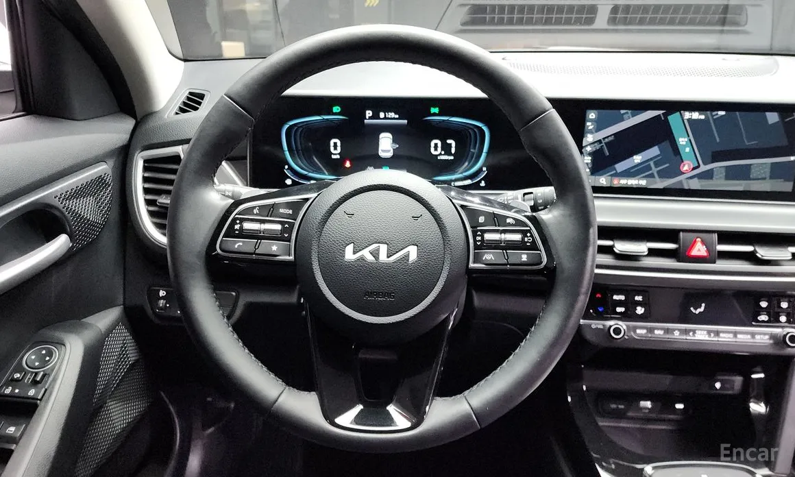 Фото 13 - Kia Seltos