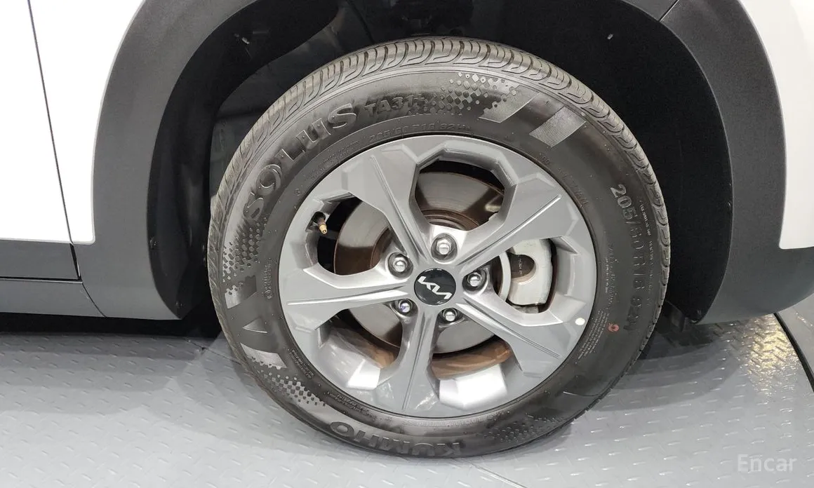 Фото 5 - Kia Seltos