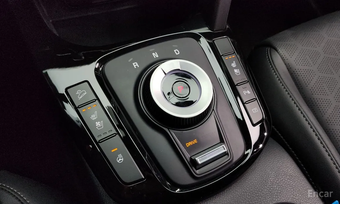 Фото 9 - Kia Seltos