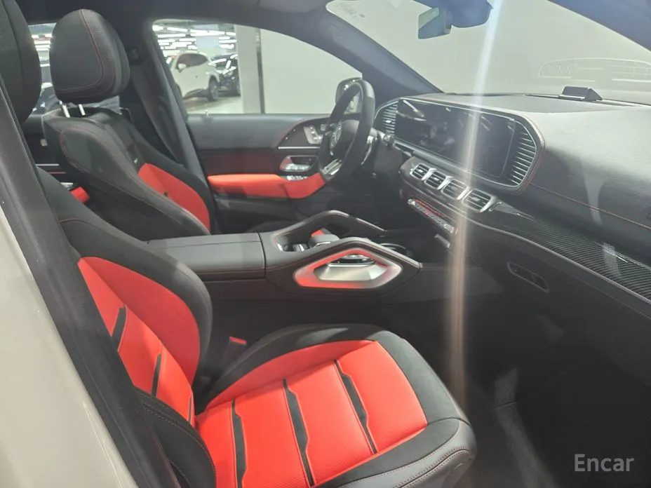 Фото 13 - Mercedes-Benz GLE-Class