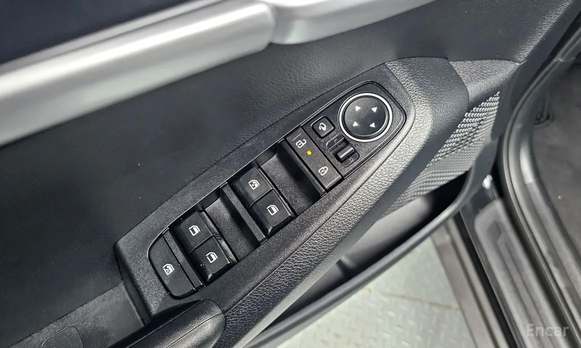 Фото 17 - Kia Seltos