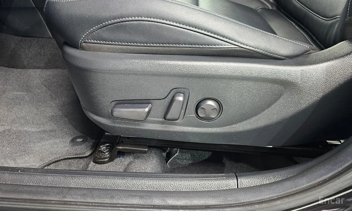 Фото 18 - Kia Seltos