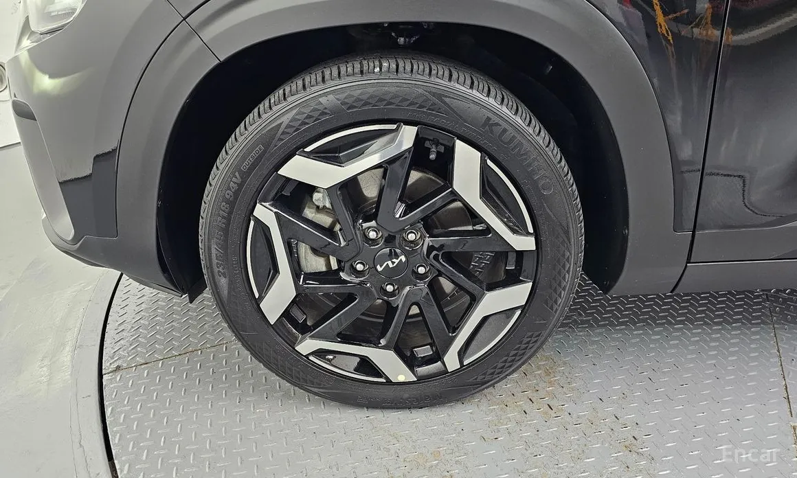 Фото 5 - Kia Seltos