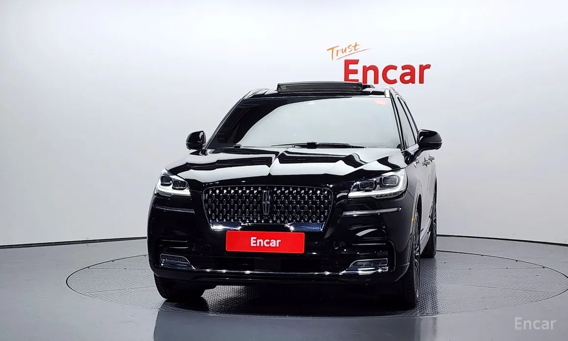 Фото 3 - Lincoln Aviator