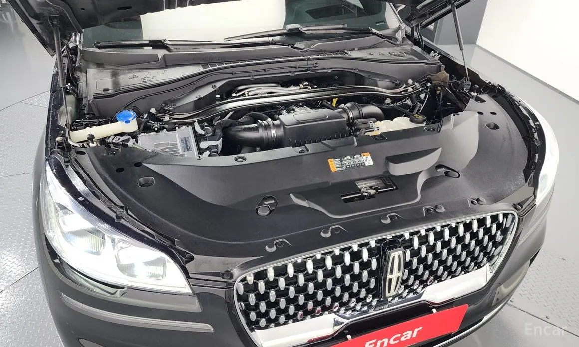 Фото 6 - Lincoln Aviator