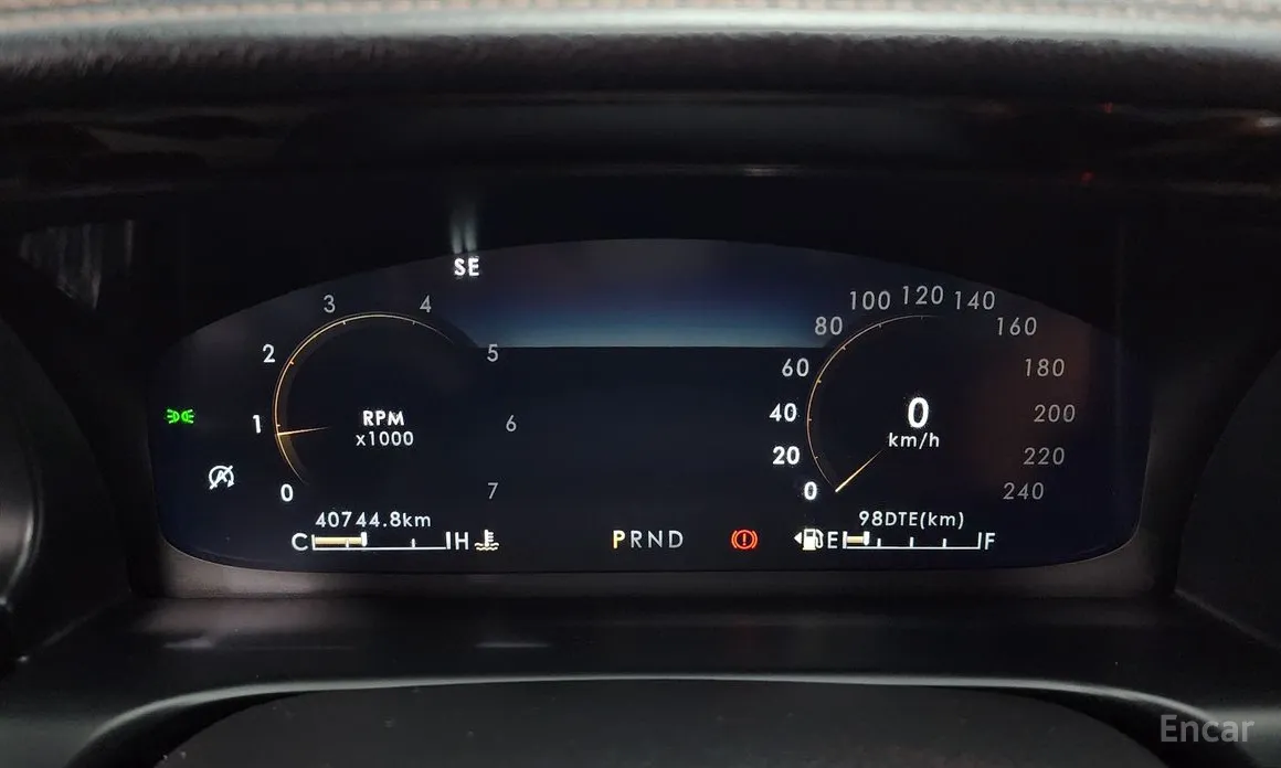 Фото 8 - Lincoln Aviator