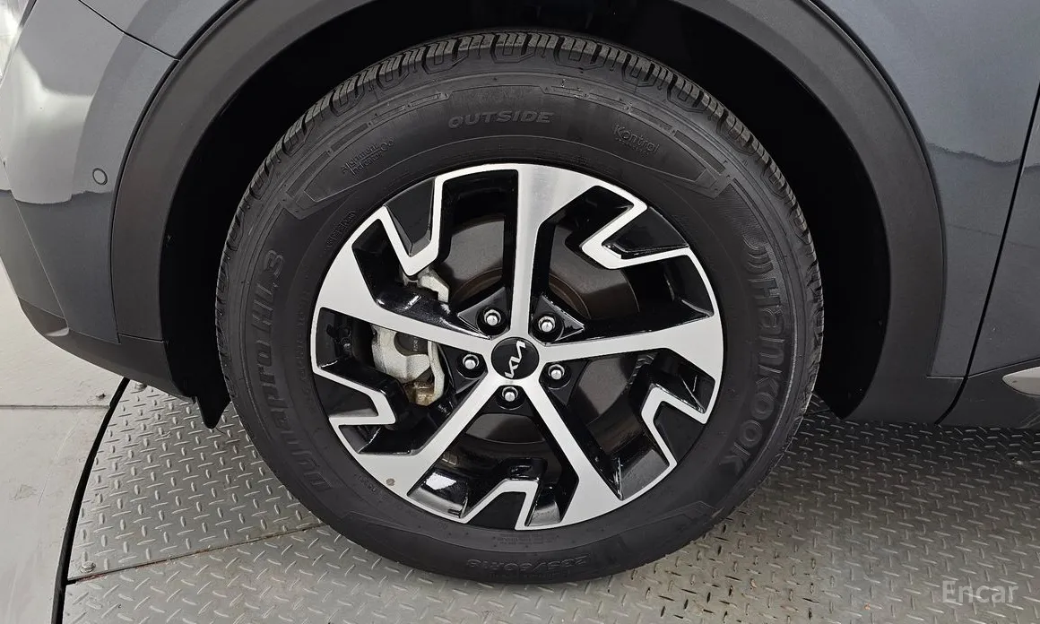 Фото 5 - Kia Sportage