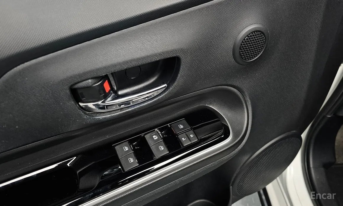 Фото 16 - Toyota Prius