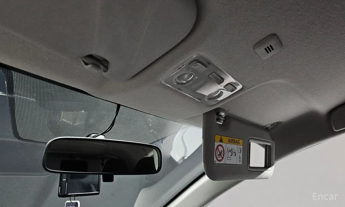 Фото 19 - Toyota Prius