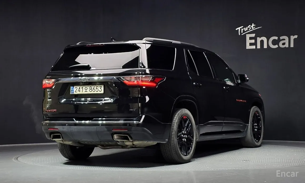 Фото 2 - Chevrolet Traverse