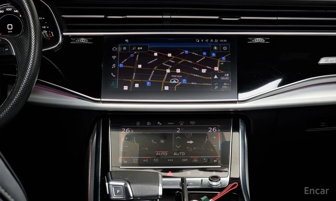 Фото 14 - Audi Q8