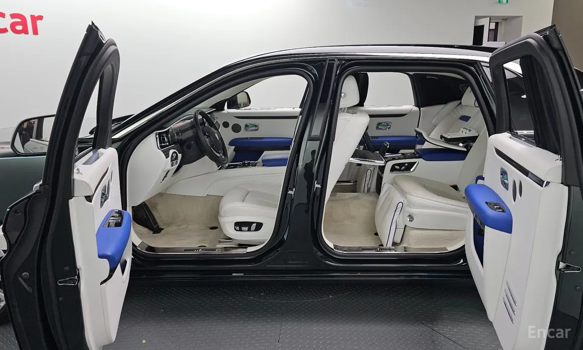 Фото 10 - Rolls-Royce Ghost