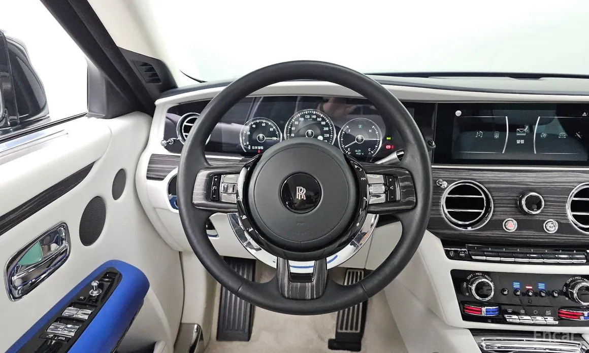 Фото 13 - Rolls-Royce Ghost