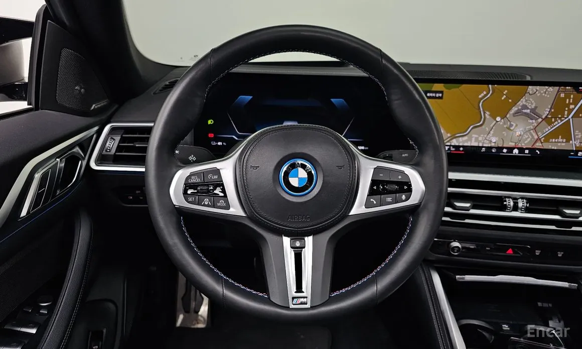 Фото 13 - BMW i4