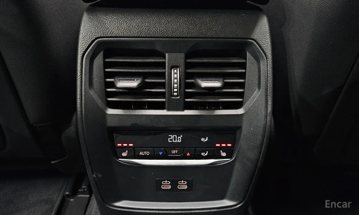 Фото 19 - BMW i4