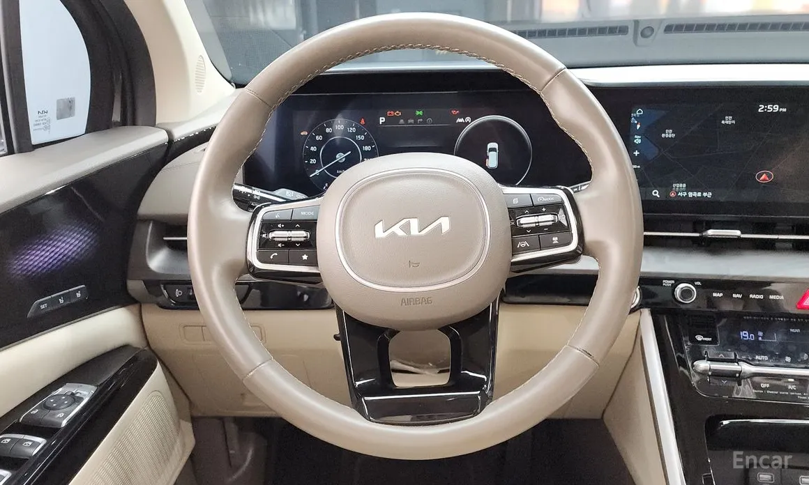 Фото 13 - Kia Carnival