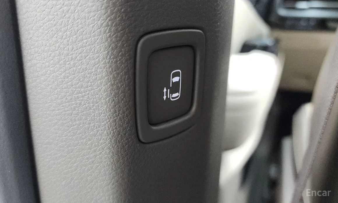 Фото 19 - Kia Carnival