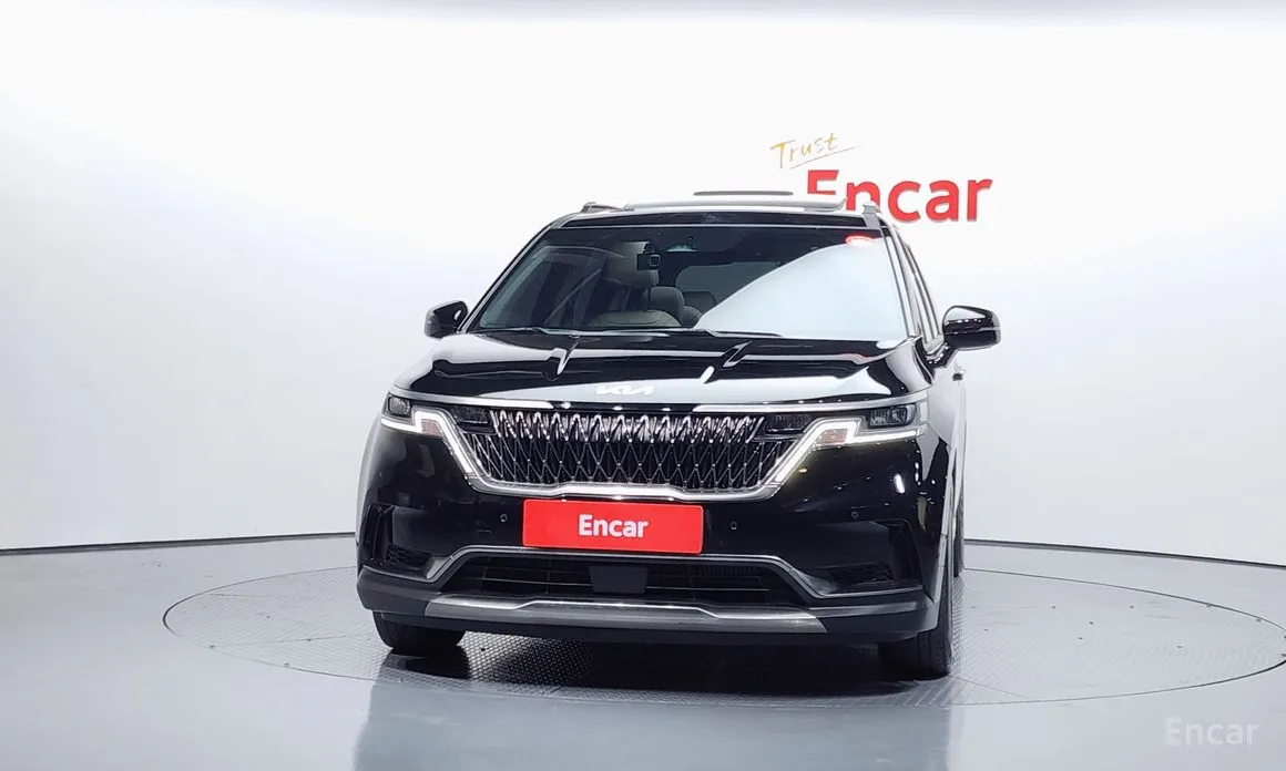 Фото 3 - Kia Carnival