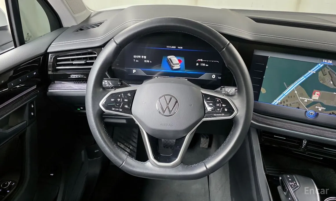 Фото 13 - Volkswagen Touareg