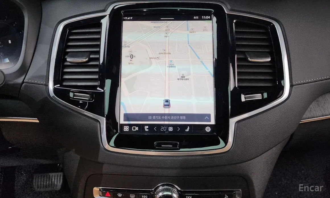 Фото 14 - Volvo XC90