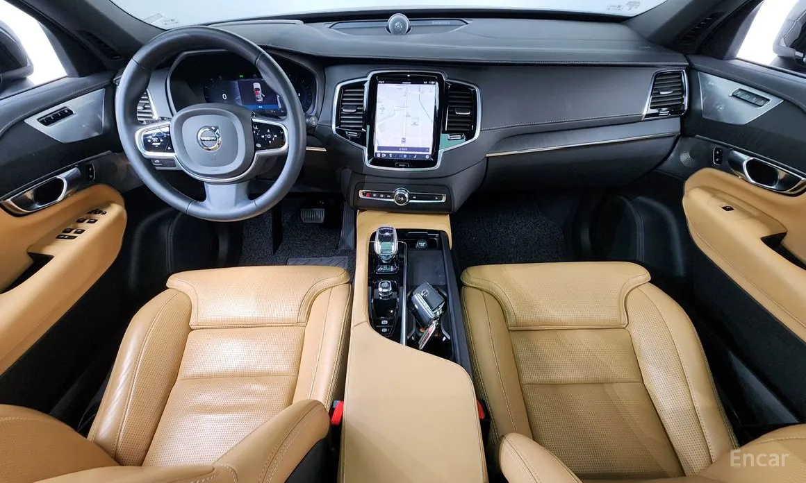 Фото 7 - Volvo XC90