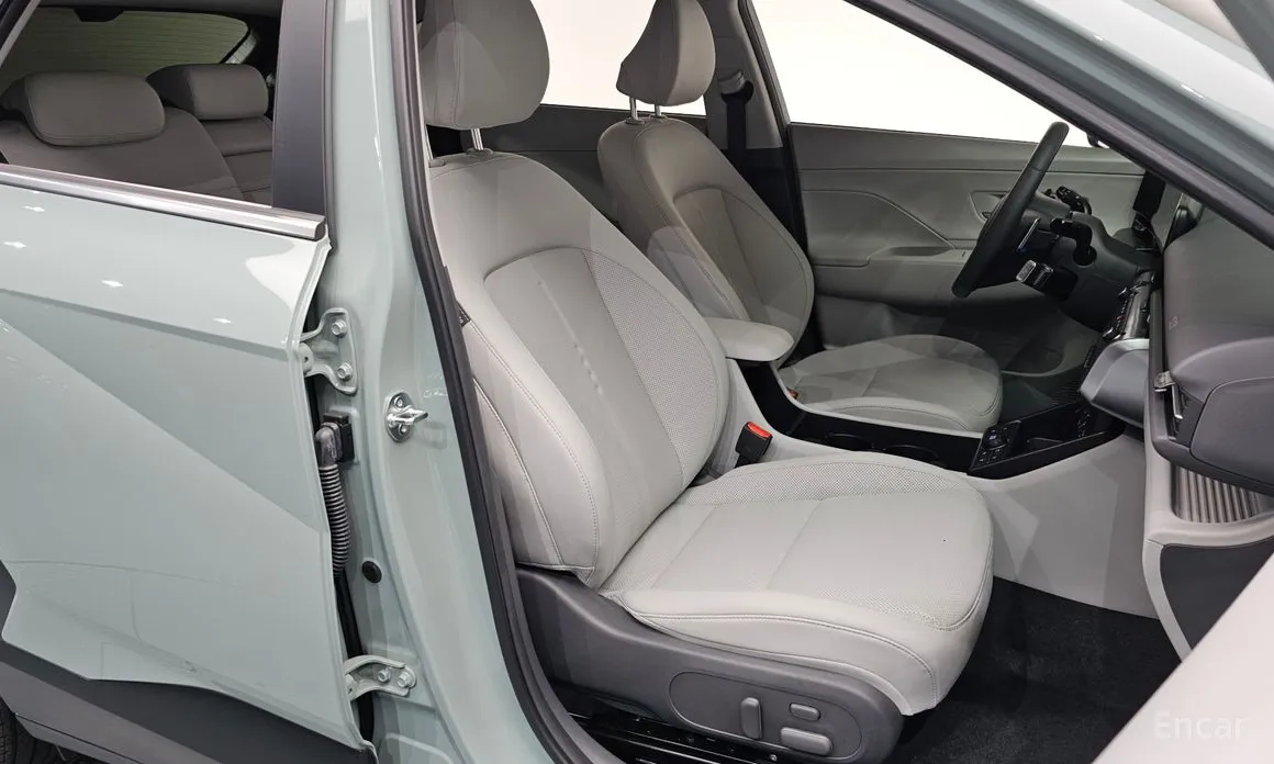 Фото 10 - Hyundai Kona