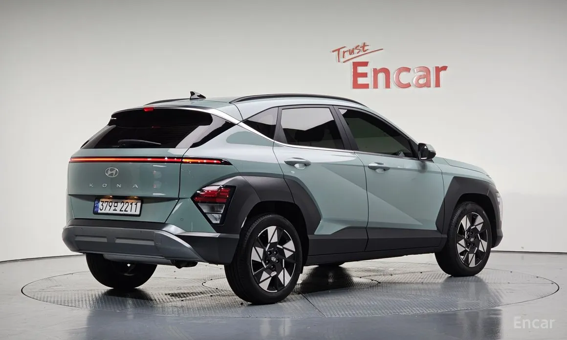 Фото 2 - Hyundai Kona