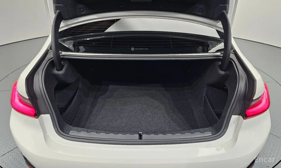 Фото 20 - BMW 3 Series