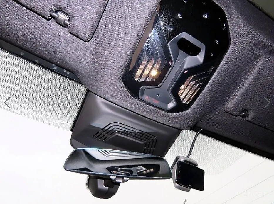 Фото 14 - BMW iX