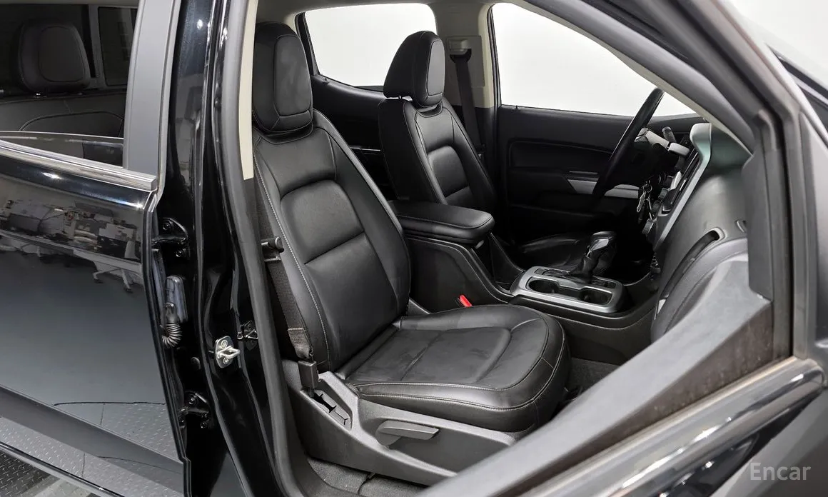 Фото 10 - Chevrolet Colorado