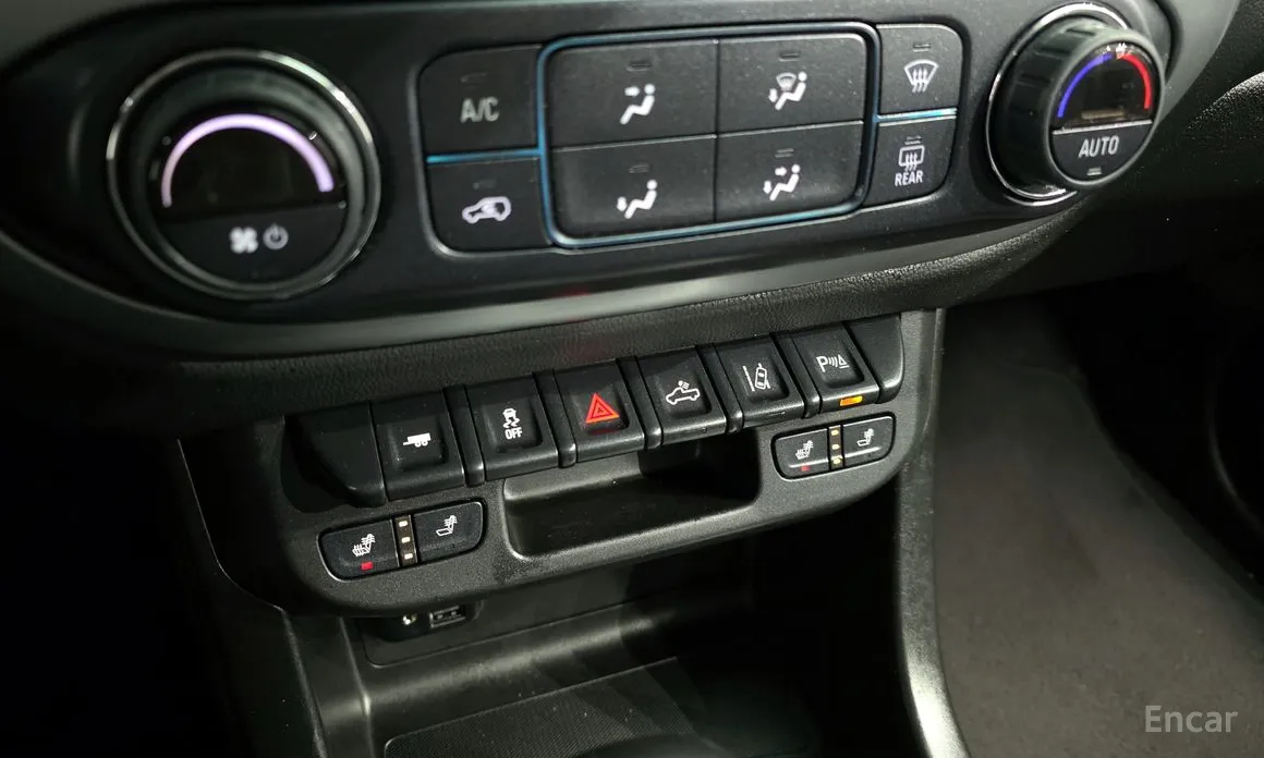 Фото 16 - Chevrolet Colorado