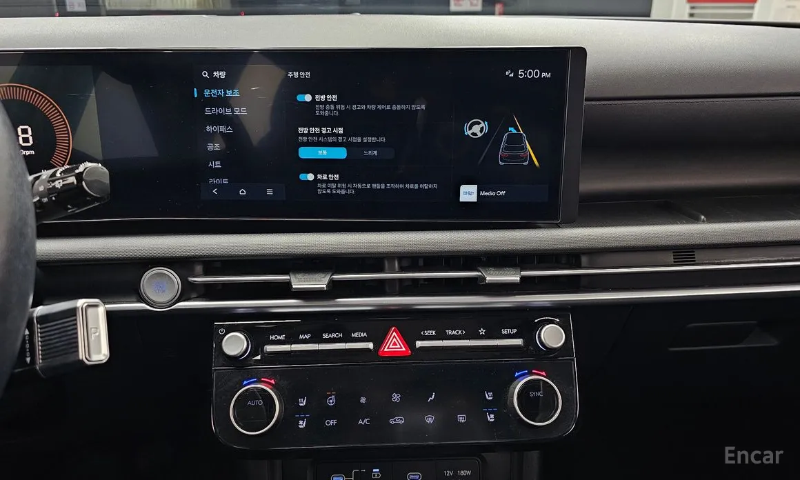 Фото 14 - Hyundai Tucson