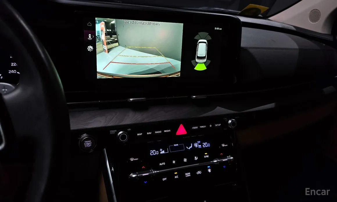 Фото 15 - Kia Carnival