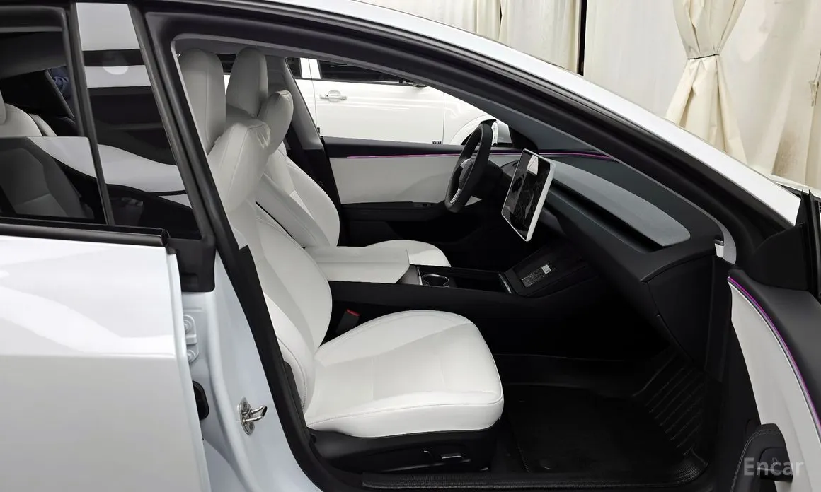 Фото 11 - Tesla Model 3