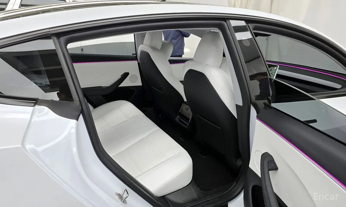 Фото 12 - Tesla Model 3