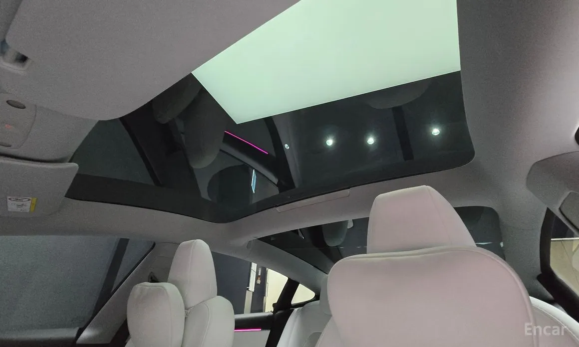 Фото 18 - Tesla Model 3