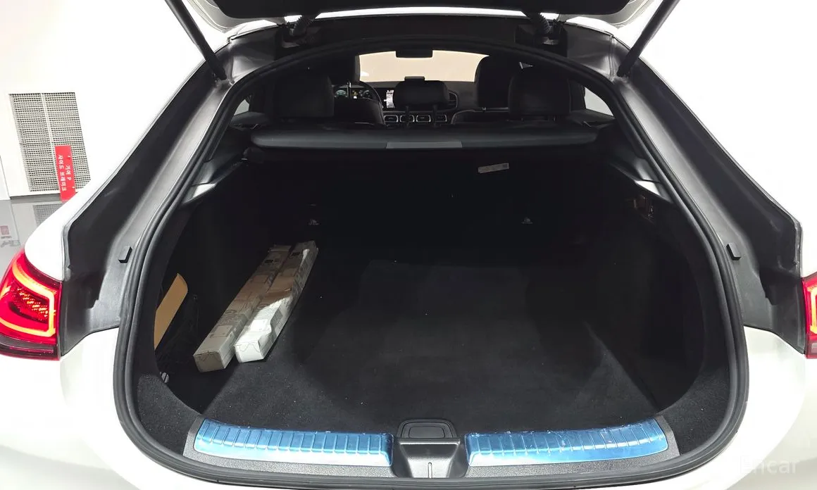 Фото 20 - Mercedes-Benz GLE-Class