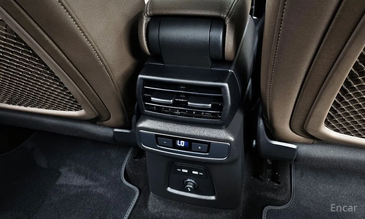 Фото 19 - Audi Q4 e-tron