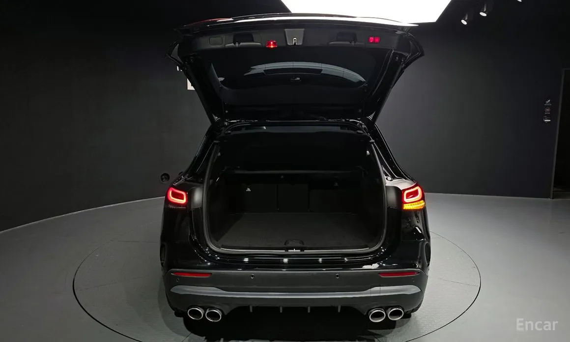 Фото 20 - Mercedes-Benz GLA-Class