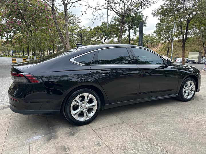 Фото 11 - Honda Accord