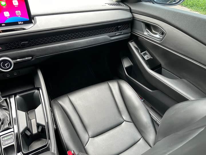 Фото 30 - Honda Accord