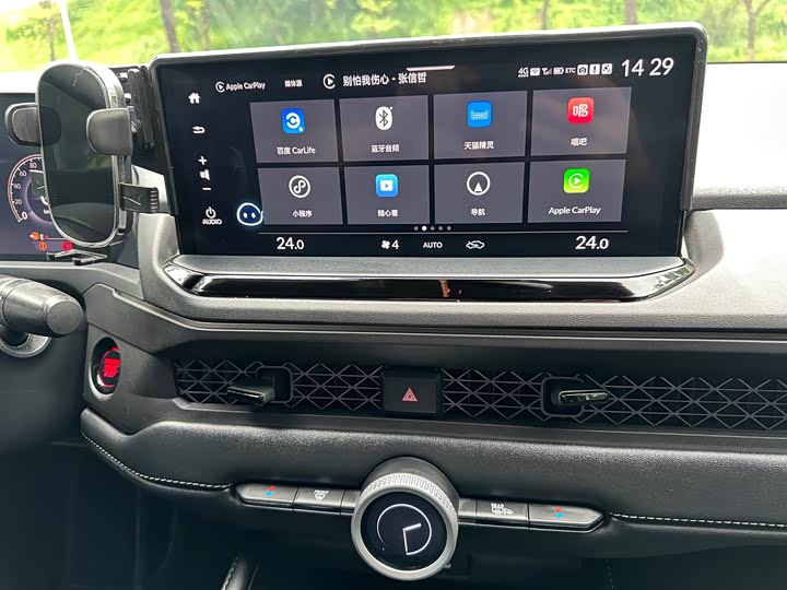 Фото 33 - Honda Accord