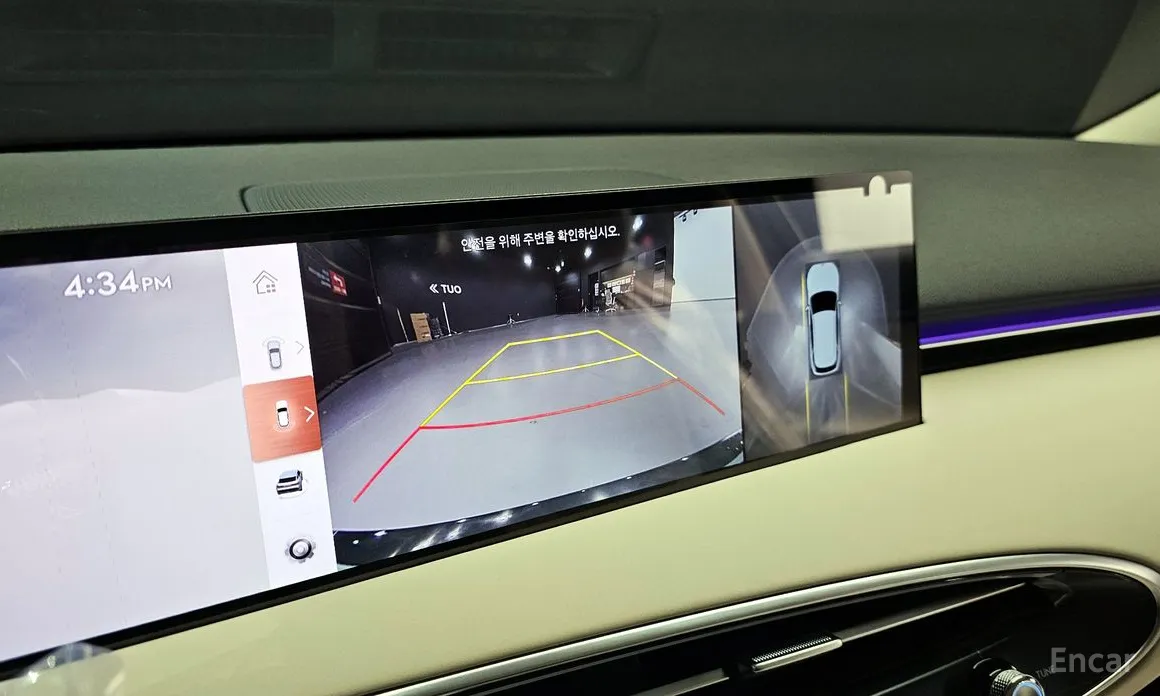 Фото 15 - Genesis GV70