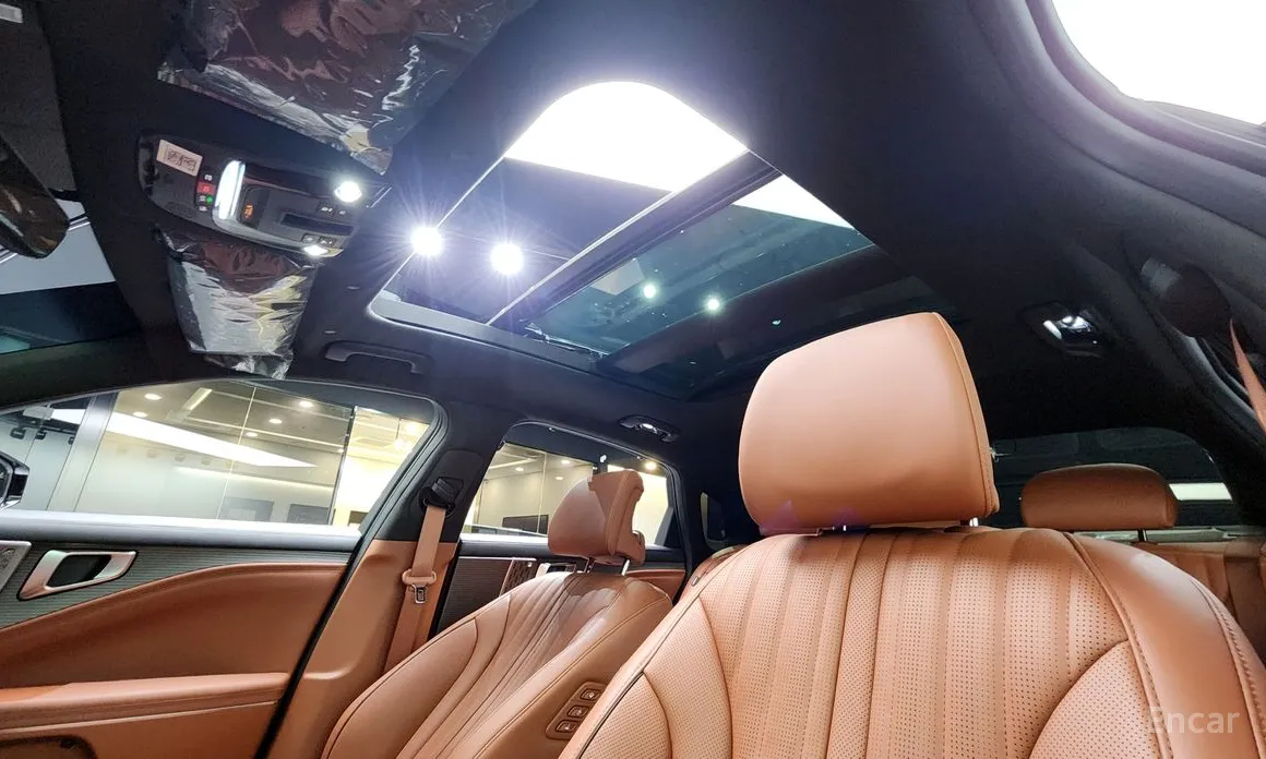 Фото 14 - Kia K8