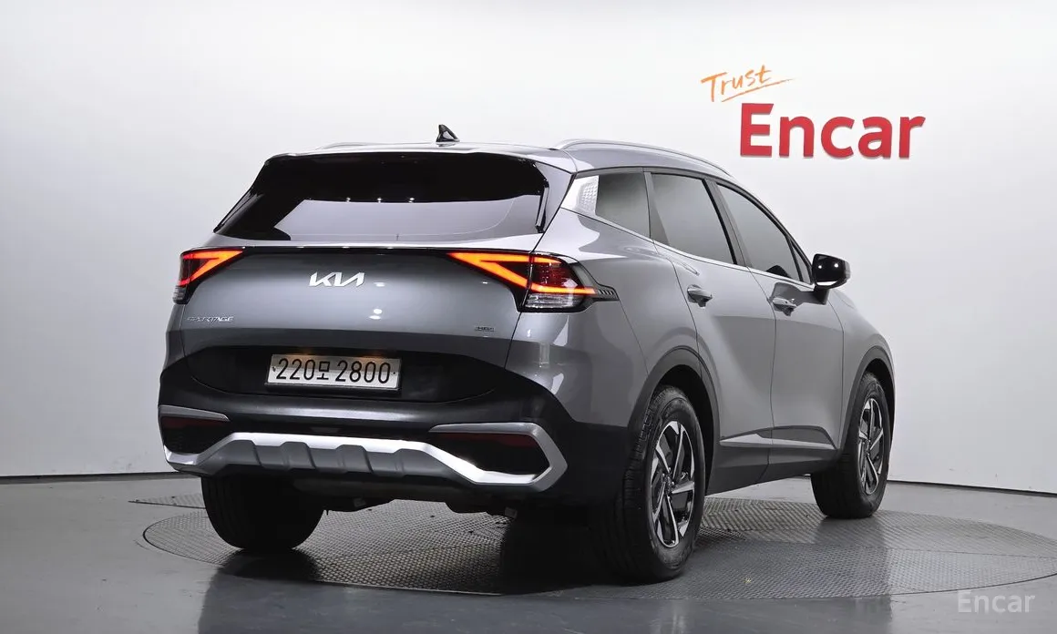 Фото 2 - Kia Sportage