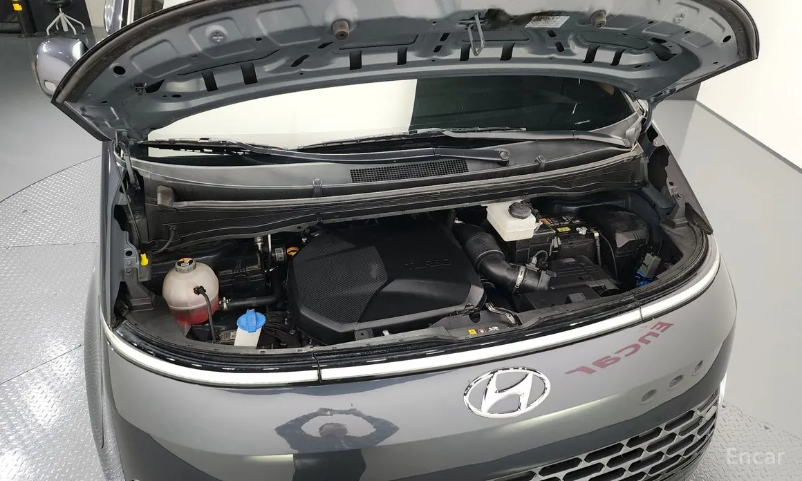 Фото 6 - Hyundai Staria